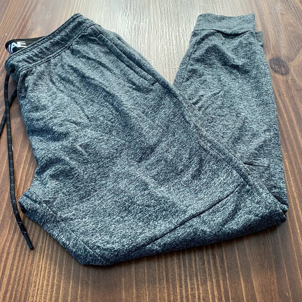 Men’s American Eagle Lightweight Joggers